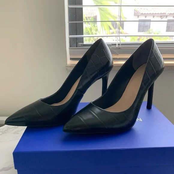 4STUART WEITZMANDancer 95 croc-effect leather pumps